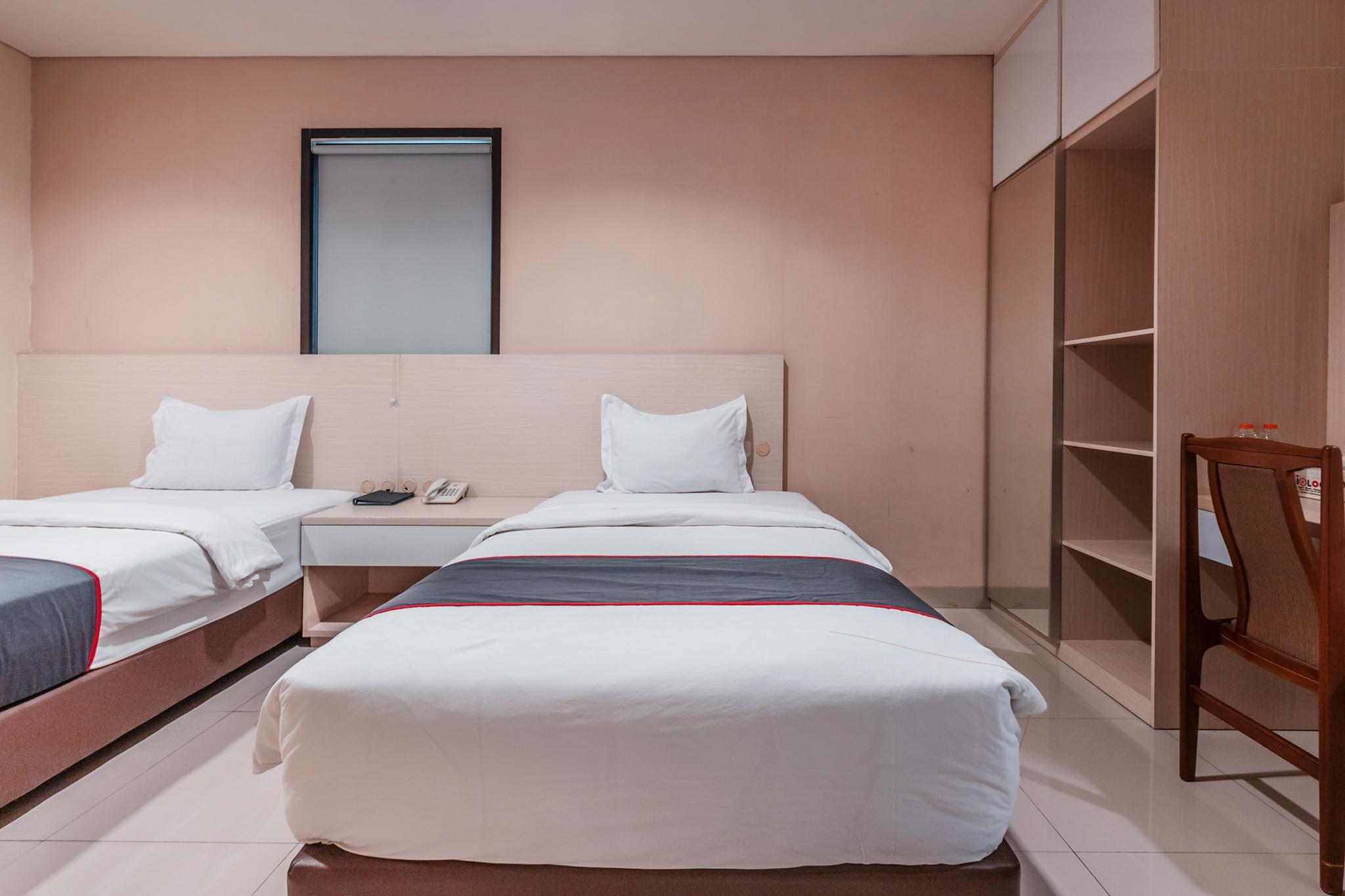 Collection O Hotel Igloo Bekasi Bagian luar foto