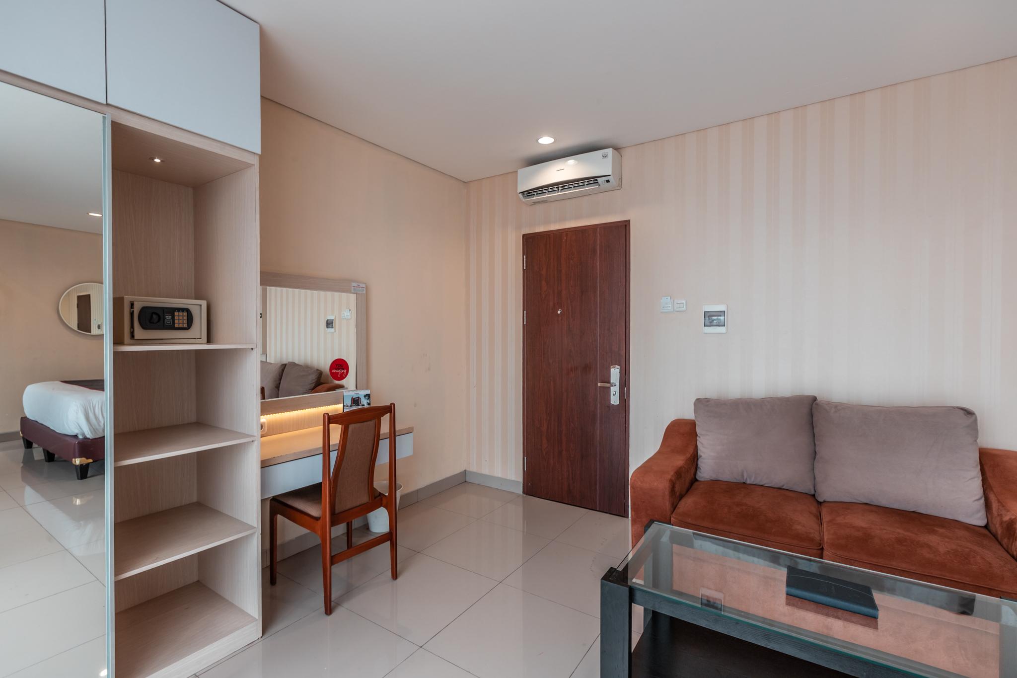 Collection O Hotel Igloo Bekasi Bagian luar foto