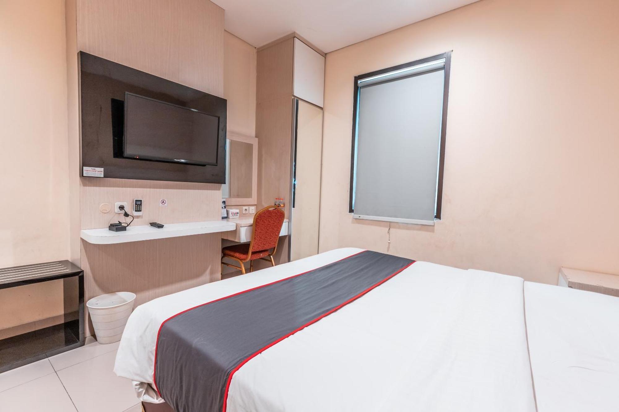 Collection O Hotel Igloo Bekasi Bagian luar foto