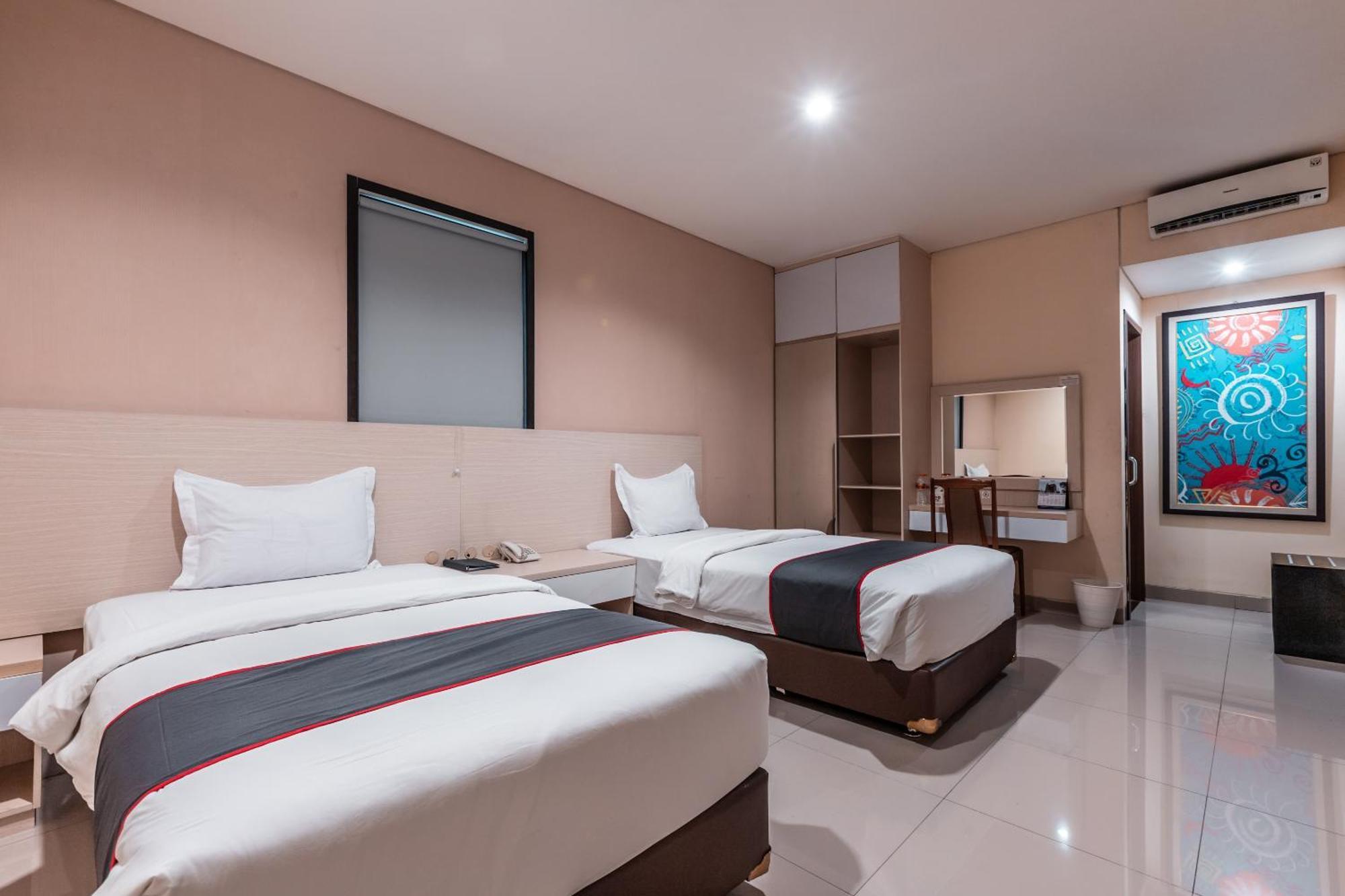 Collection O Hotel Igloo Bekasi Bagian luar foto
