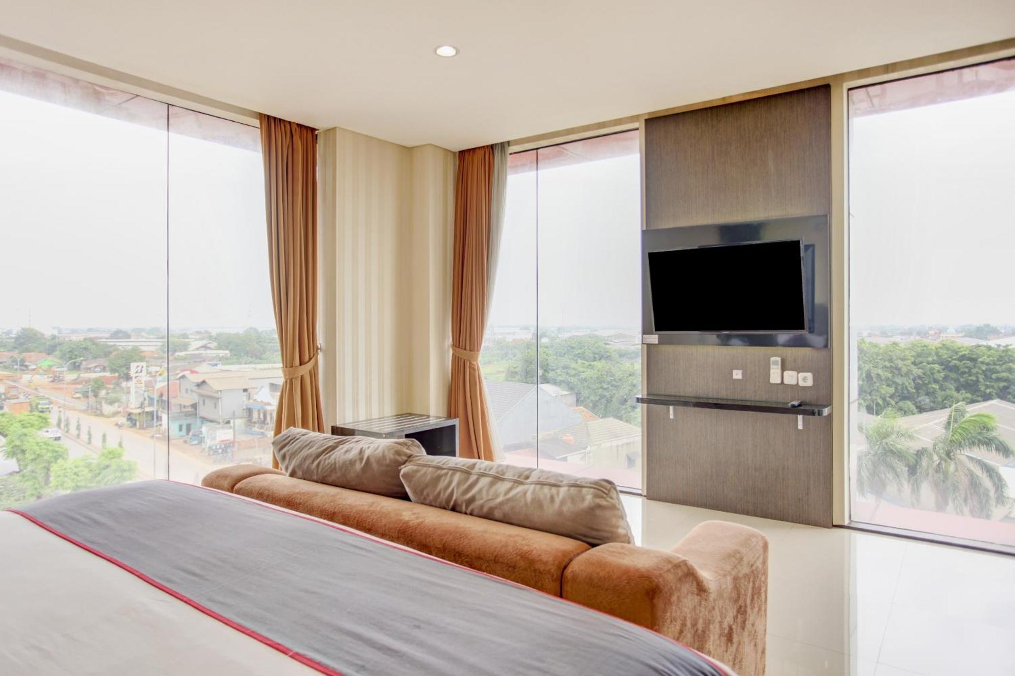 Collection O Hotel Igloo Bekasi Bagian luar foto
