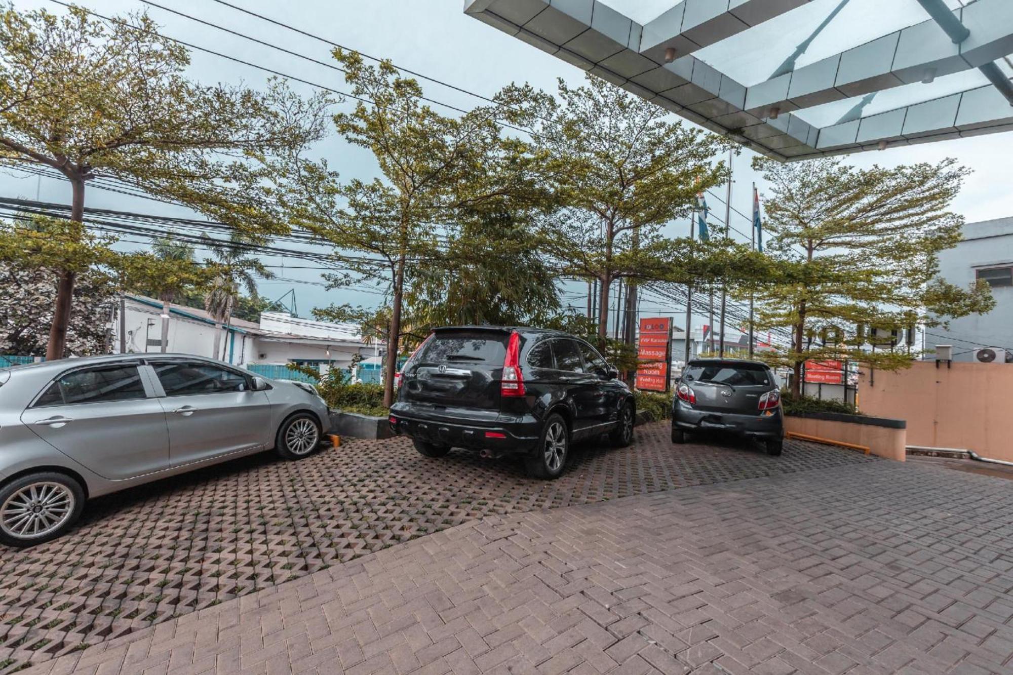 Collection O Hotel Igloo Bekasi Bagian luar foto